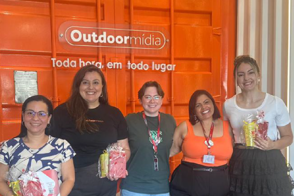 Fundação Pró-Renal visita a Outdoormídia e reforça parceria que amplia a visibilidade da Doença Renal